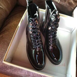 New Michael Kors Ladies zip size 9 lace up boots above ankle height
